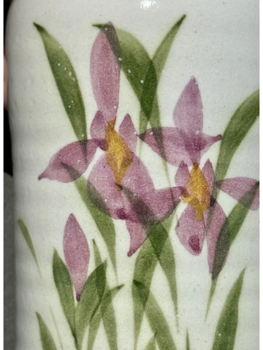 vintage white Ceramic vase hand-painted pink iris floral design 7” x 3.5” EUC
